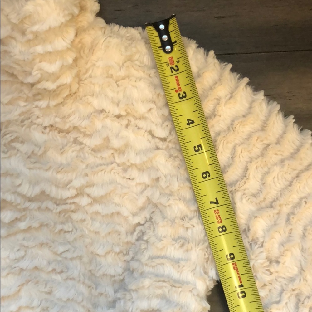 Patagonia pelage faux fur coat - Picture 11 of 15
